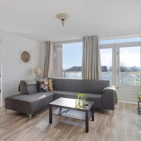 Comfortable Close To The Coast