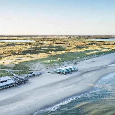 Comfortable Close To The Coast *