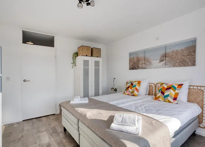 Apartment Comfortable Close To The Coast Burgerbrug